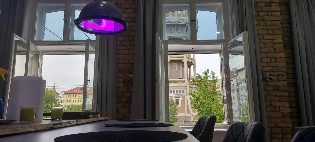 Tower Szeged Belvarosi Exkluziv Panoramas Apartman - Free Parking Eksteriør billede