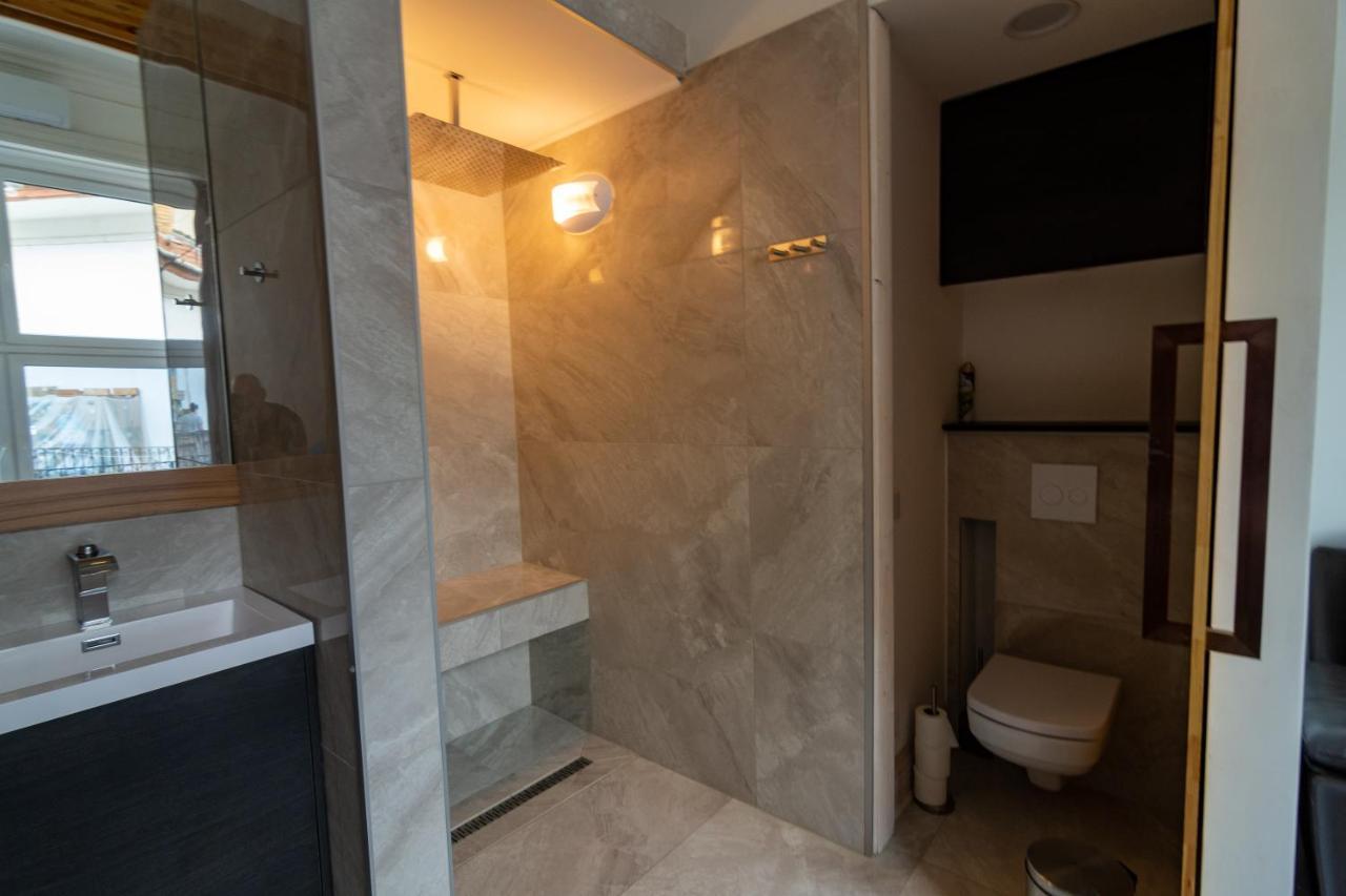 Tower Szeged Belvarosi Exkluziv Panoramas Apartman - Free Parking Eksteriør billede
